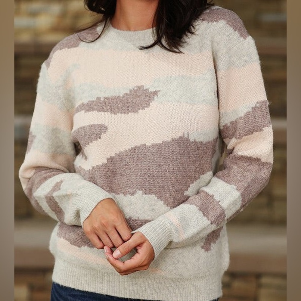 Wanna B‎ Alana Desert
Camo Sweater Size M NWOT